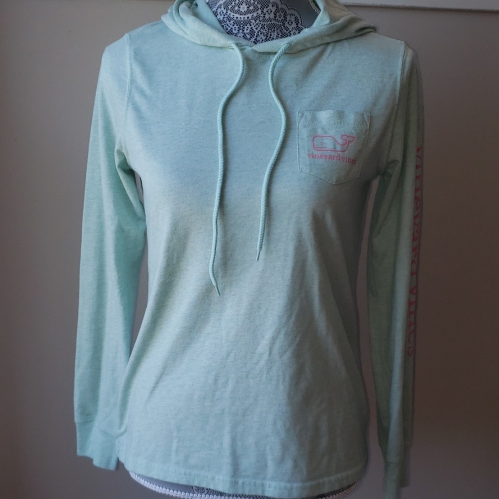Vineyard Vined Pullover